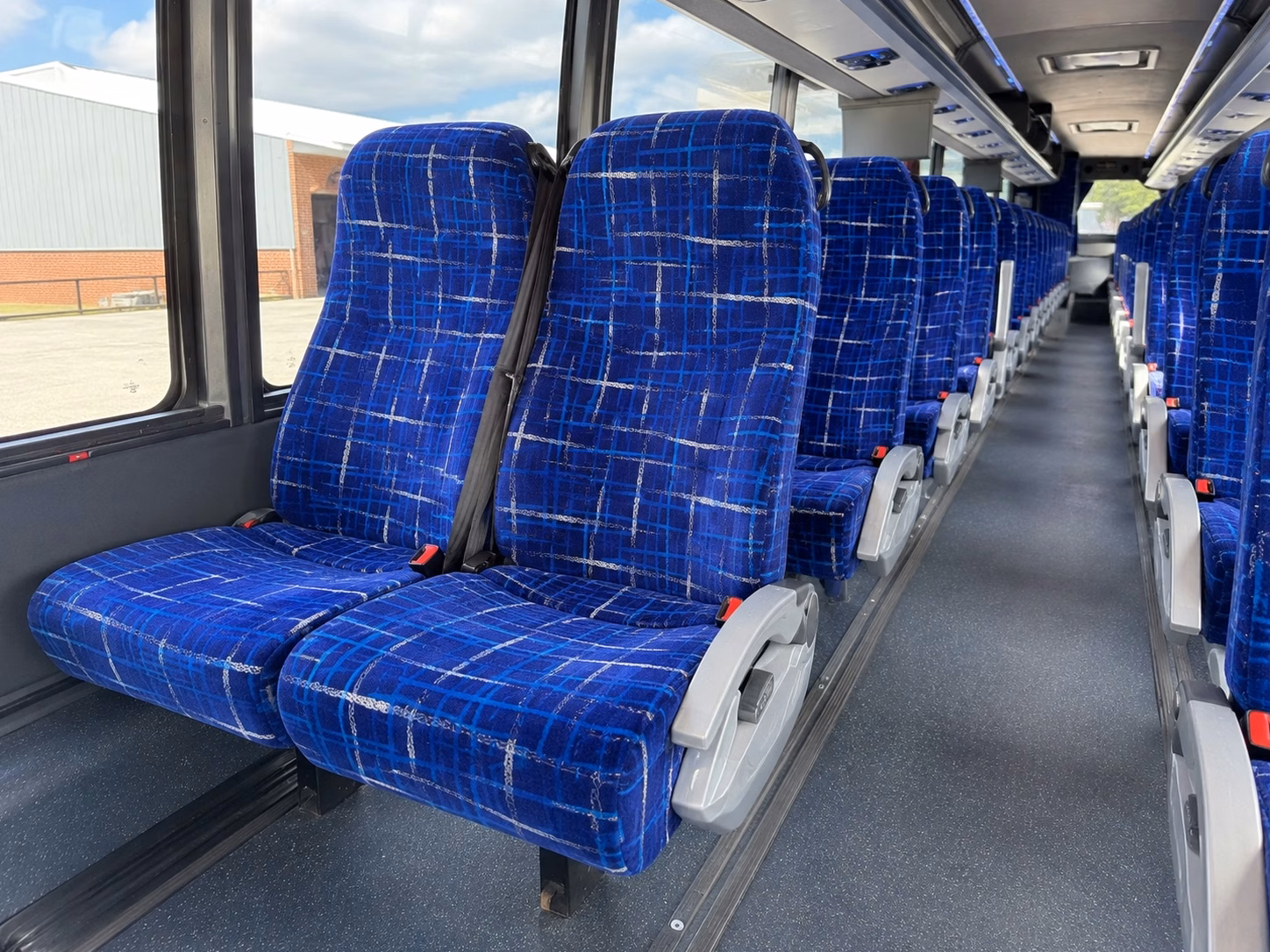 washington commanders fan buses from rockville to northwest stadium